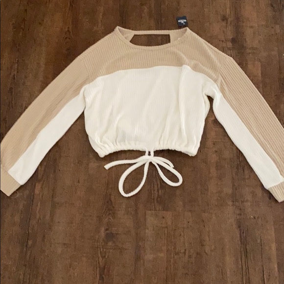 Hollister Sweaters - Hollister Cropped Sweater